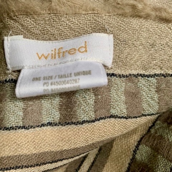 Aritzia Wilfred Merino Wool Blanket Scarf Wrap like new - Picture 5 of 11